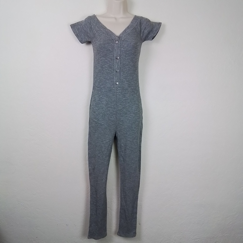 Soncy Womens Ribbed Knit Jumpsuit L Gray Button Front Short Sleeve Stretch 10/12